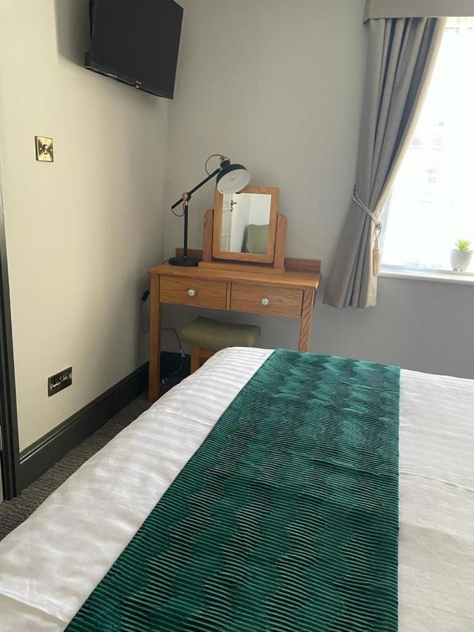 Black Bull Hotel Ланкастер Екстер'єр фото
